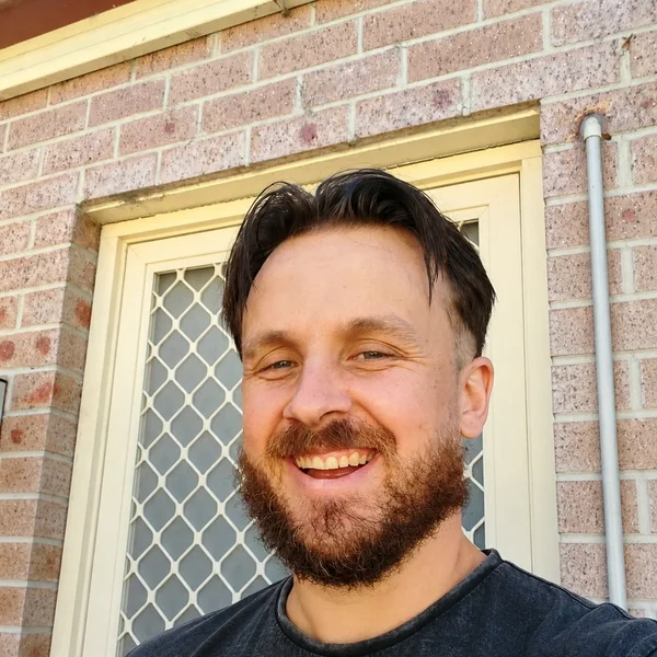 Shannon White, founder of Steel Cap Digital, tradie website and Google Ads specialist based in Newcastle NSW